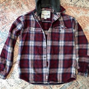 AE Men’s small flame tshirt/jacket with hood EUC